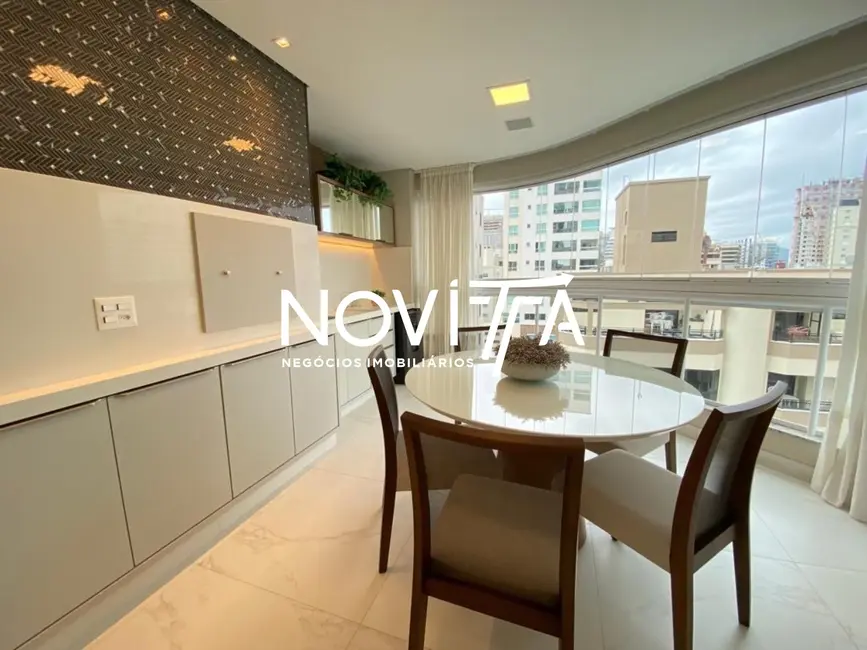 Foto 6 de Apartamento com 4 quartos à venda, 180m2 em Meia Praia, Itapema - SC