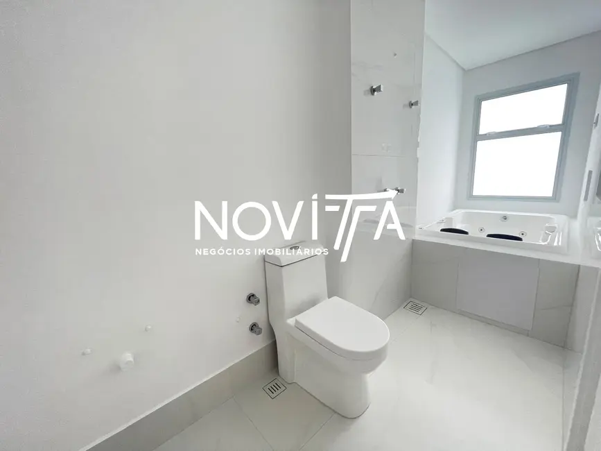 Foto 4 de Apartamento com 4 quartos à venda, 165m2 em Centro, Itapema - SC