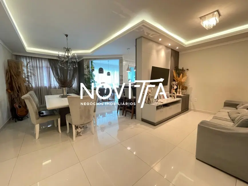 Foto 6 de Apartamento com 3 quartos à venda, 134m2 em Meia Praia, Itapema - SC