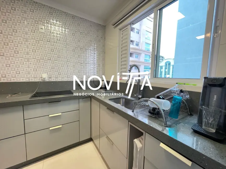 Foto 4 de Apartamento com 3 quartos à venda, 134m2 em Meia Praia, Itapema - SC