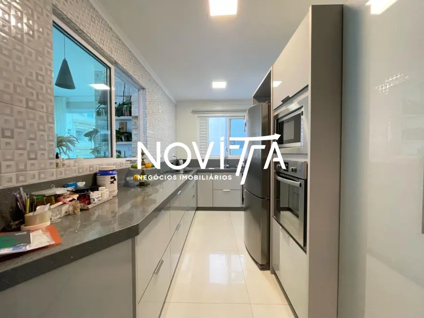 Foto 2 de Apartamento com 3 quartos à venda, 134m2 em Meia Praia, Itapema - SC