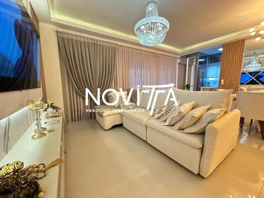 Foto 3 de Apartamento com 4 quartos à venda, 150m2 em Meia Praia, Itapema - SC