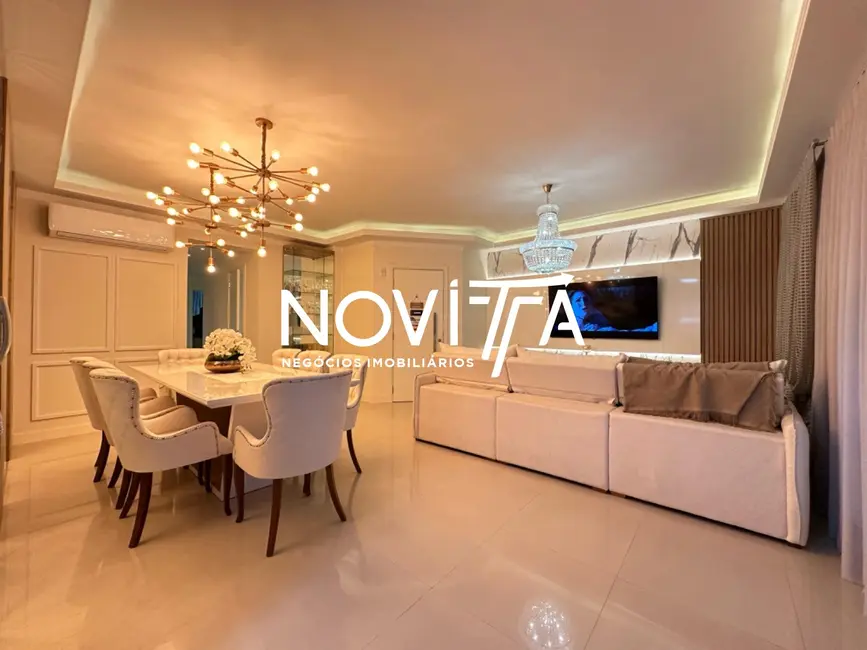 Foto 4 de Apartamento com 4 quartos à venda, 150m2 em Meia Praia, Itapema - SC