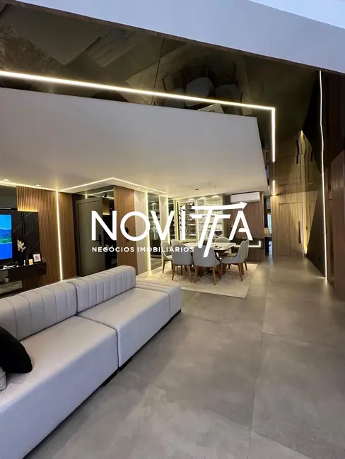 Apartamento com 4 quartos à venda, 180m2 em Meia Praia, Itapema - SC - imagem 3 Foto 3 de Apartamento com 4 quartos à venda, 180m2 em Meia Praia, Itapema - SC