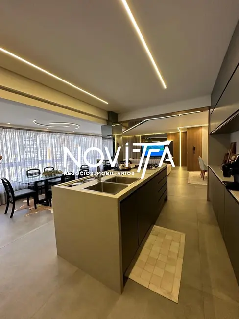 Apartamento com 4 quartos à venda, 180m2 em Meia Praia, Itapema - SC - imagem 4 Foto 4 de Apartamento com 4 quartos à venda, 180m2 em Meia Praia, Itapema - SC