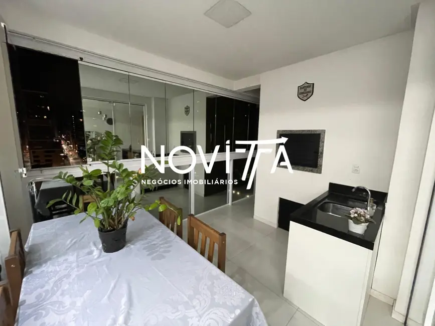 Foto 2 de Apartamento com 3 quartos à venda, 128m2 em Meia Praia, Itapema - SC