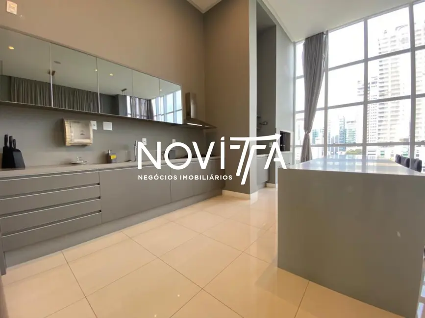 Foto 2 de Apartamento com 3 quartos à venda, 142m2 em Meia Praia, Itapema - SC