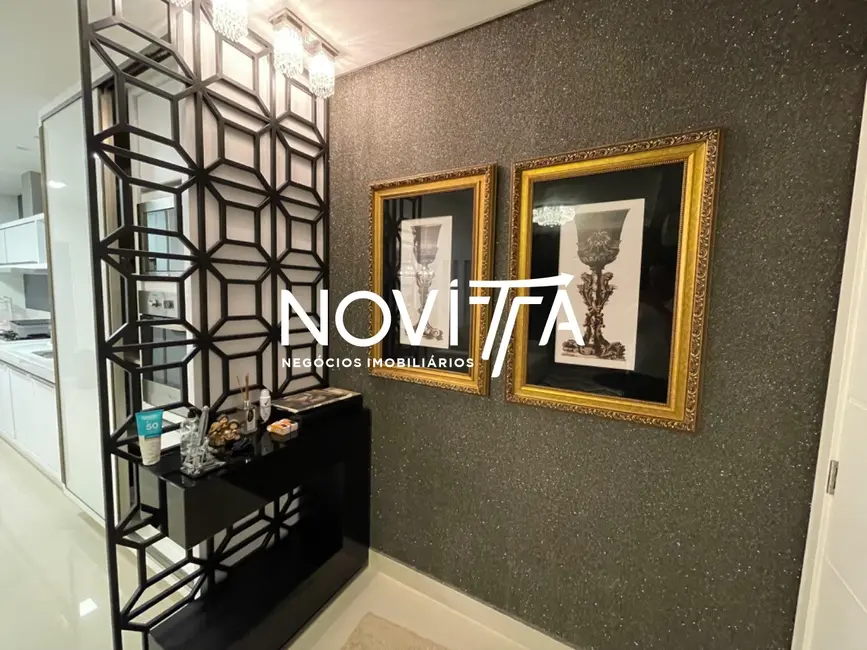 Foto 1 de Apartamento com 3 quartos à venda, 135m2 em Meia Praia, Itapema - SC