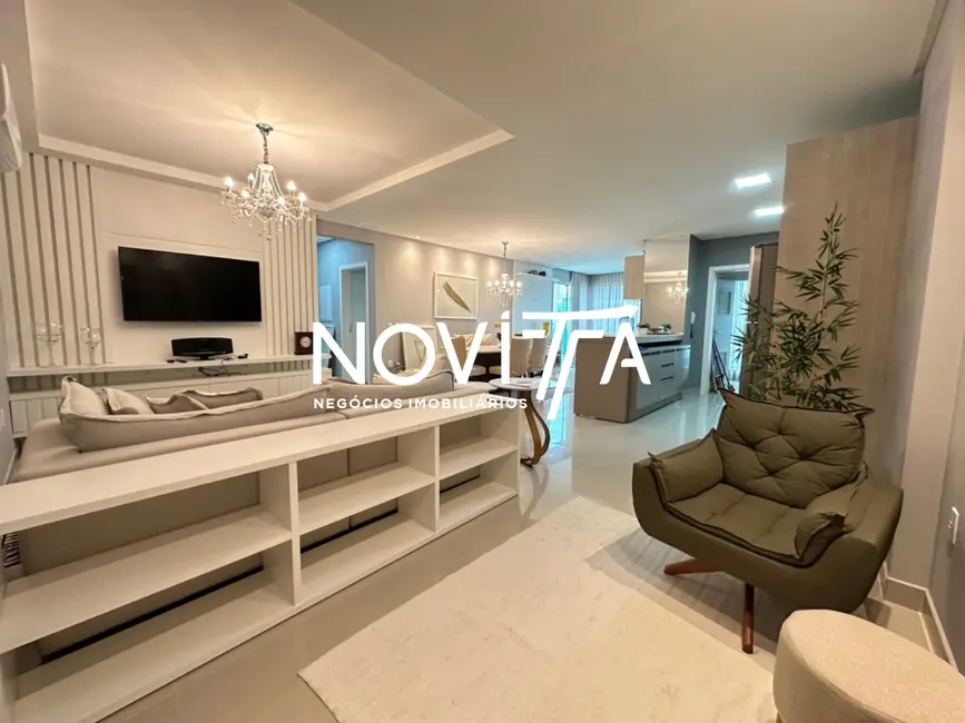 Foto 3 de Apartamento com 3 quartos à venda, 135m2 em Meia Praia, Itapema - SC