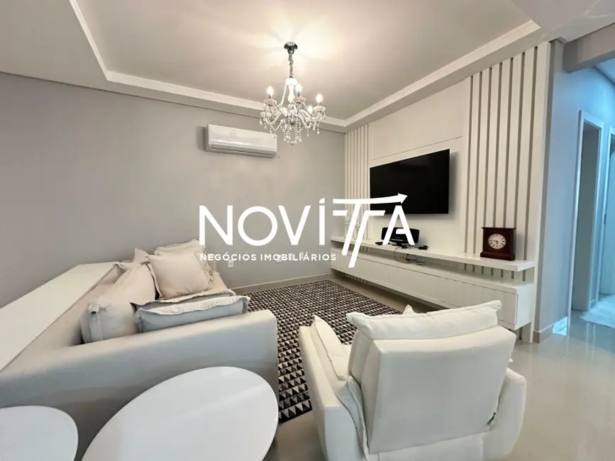 Foto 2 de Apartamento com 3 quartos à venda, 135m2 em Meia Praia, Itapema - SC