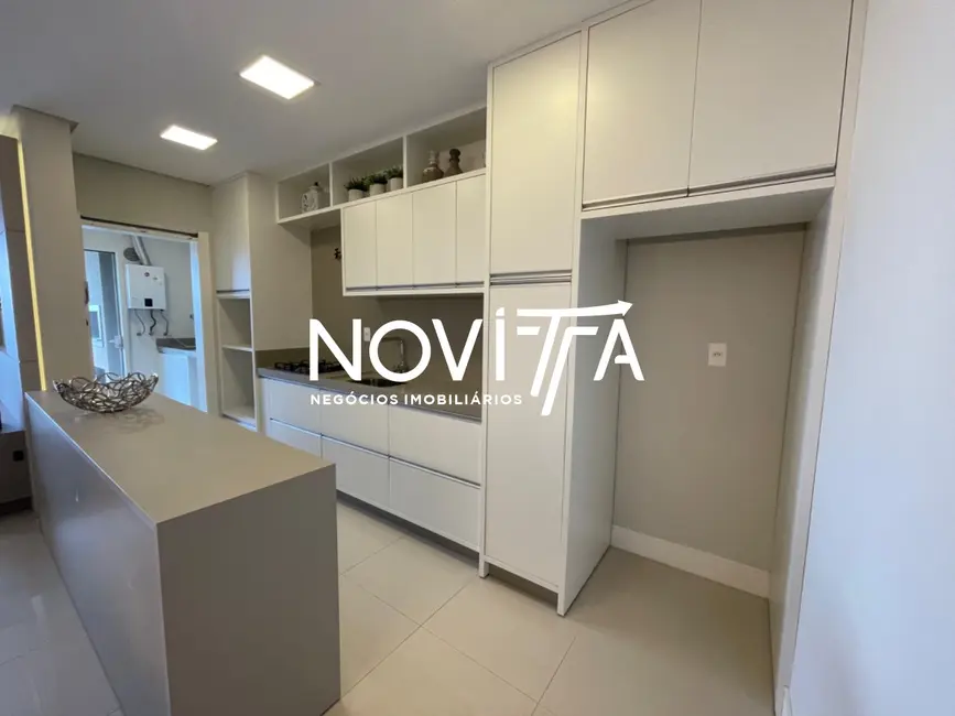 Foto 8 de Apartamento com 3 quartos à venda, 117m2 em Meia Praia, Itapema - SC