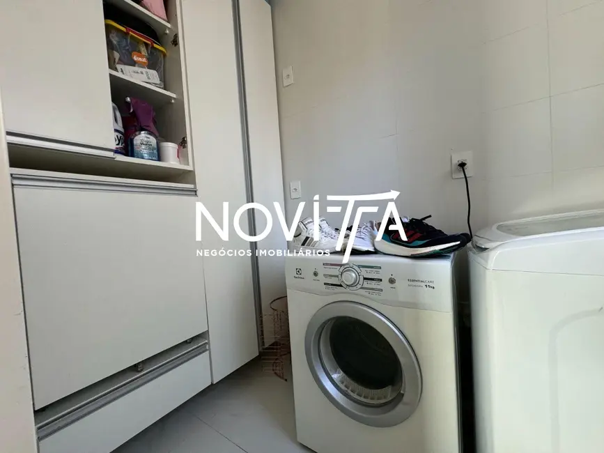 Foto 9 de Apartamento com 3 quartos à venda, 142m2 em Meia Praia, Itapema - SC