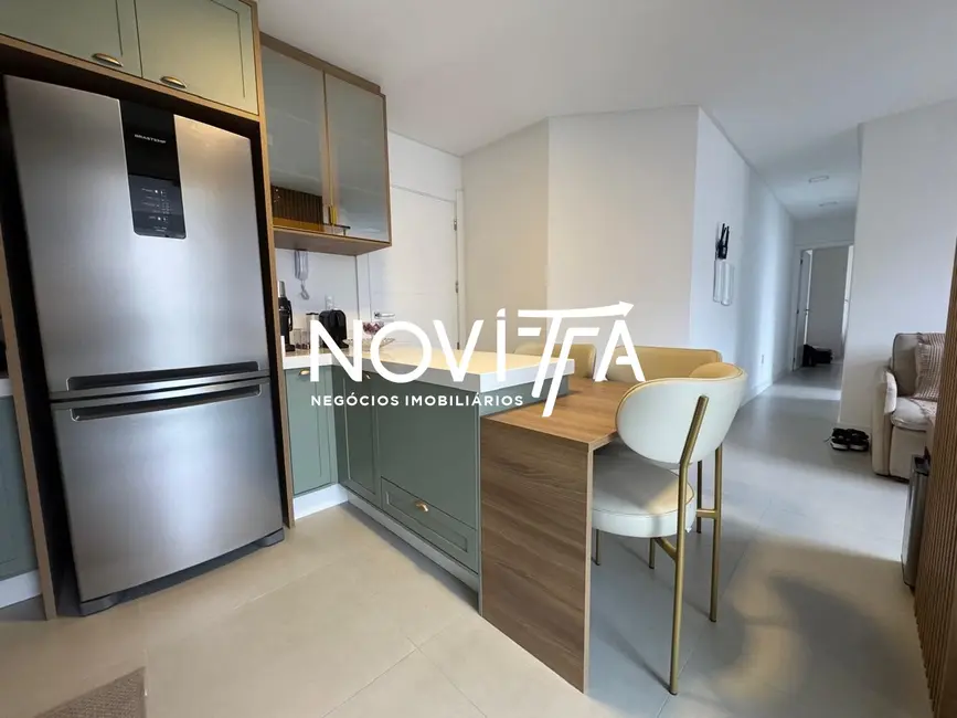 Foto 5 de Apartamento com 2 quartos à venda, 68m2 em  - SC