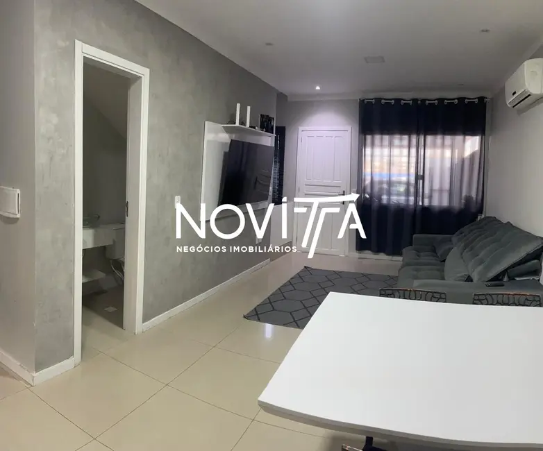 Foto 3 de Casa com 2 quartos à venda, 78m2 em Itapema - SC