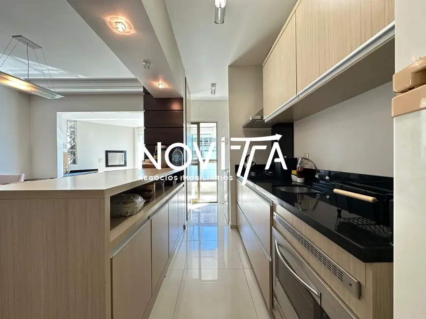 Foto 8 de Apartamento com 2 quartos à venda, 106m2 em Meia Praia, Itapema - SC