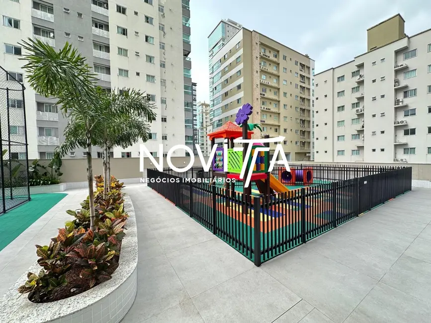 Foto 3 de Apartamento com 3 quartos à venda, 159m2 em Meia Praia, Itapema - SC