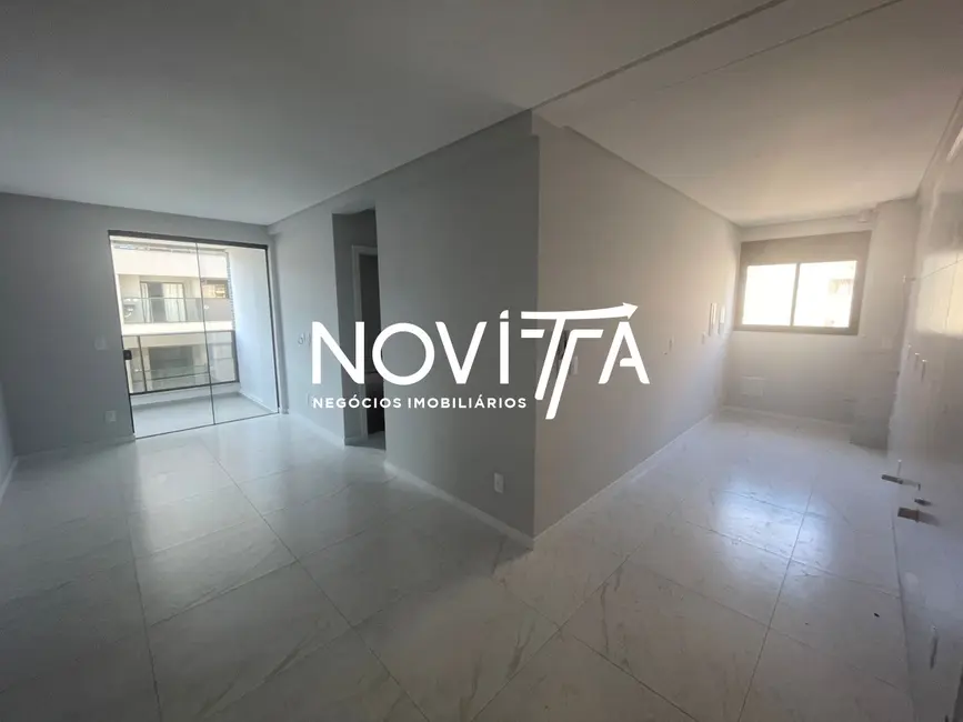 Foto 2 de Apartamento com 2 quartos à venda, 64m2 em Itapema - SC