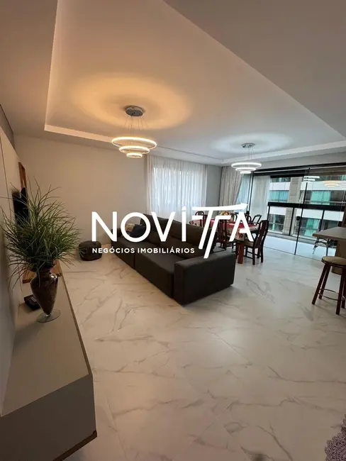 Foto 2 de Apartamento com 3 quartos à venda, 118m2 em Meia Praia, Itapema - SC