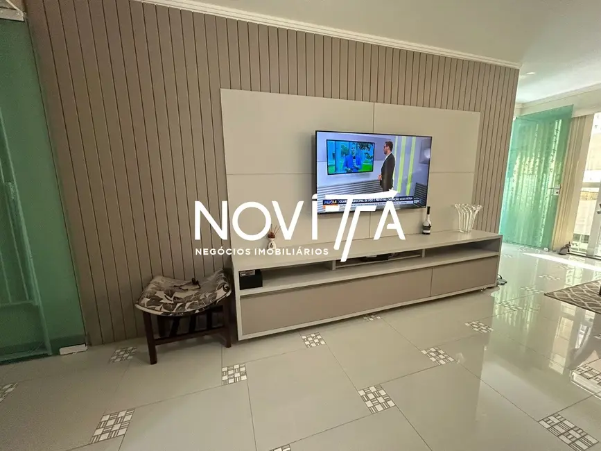 Foto 3 de Apartamento com 3 quartos à venda, 126m2 em Meia Praia, Itapema - SC