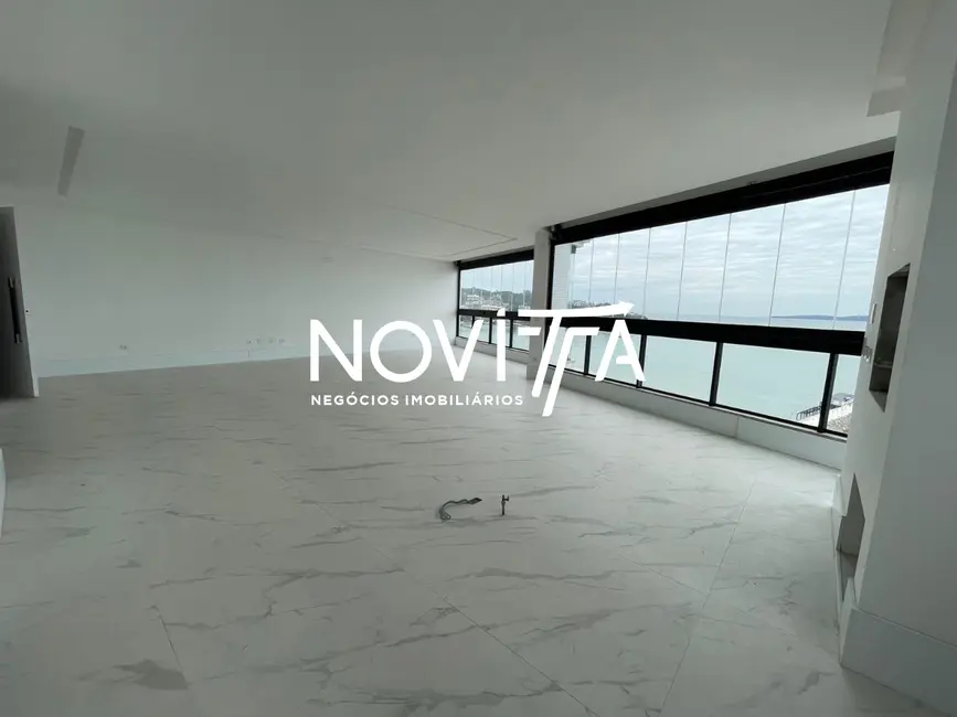 Foto 3 de Apartamento com 4 quartos à venda, 200m2 em Centro, Itapema - SC