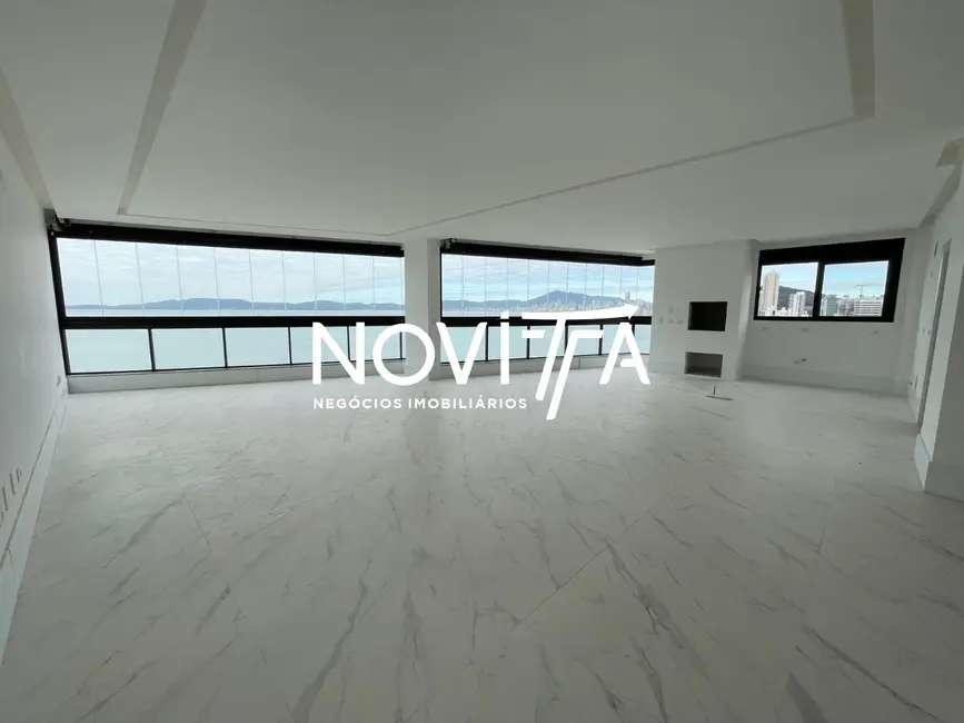 Foto 2 de Apartamento com 4 quartos à venda, 200m2 em Centro, Itapema - SC