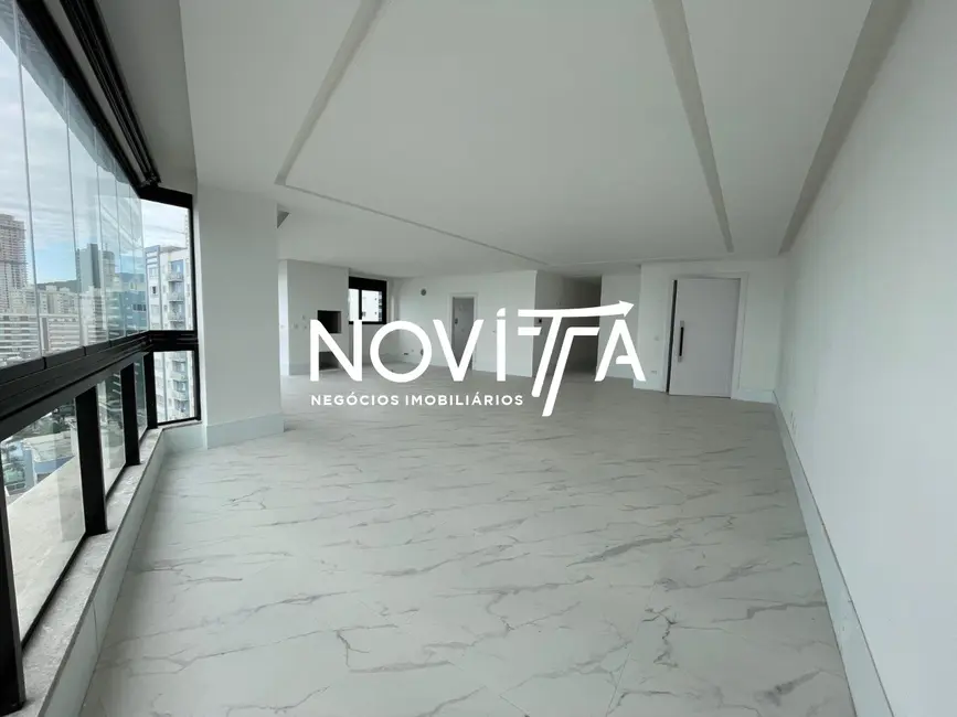 Foto 4 de Apartamento com 4 quartos à venda, 200m2 em Centro, Itapema - SC