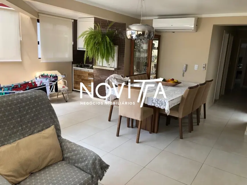 Foto 2 de Apartamento com 3 quartos à venda, 143m2 em Centro, Itapema - SC