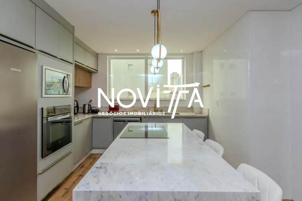 Apartamento com 4 quartos à venda, 220m2 em Meia Praia, Itapema - SC - imagem 9 Foto 9 de Apartamento com 4 quartos à venda, 220m2 em Meia Praia, Itapema - SC