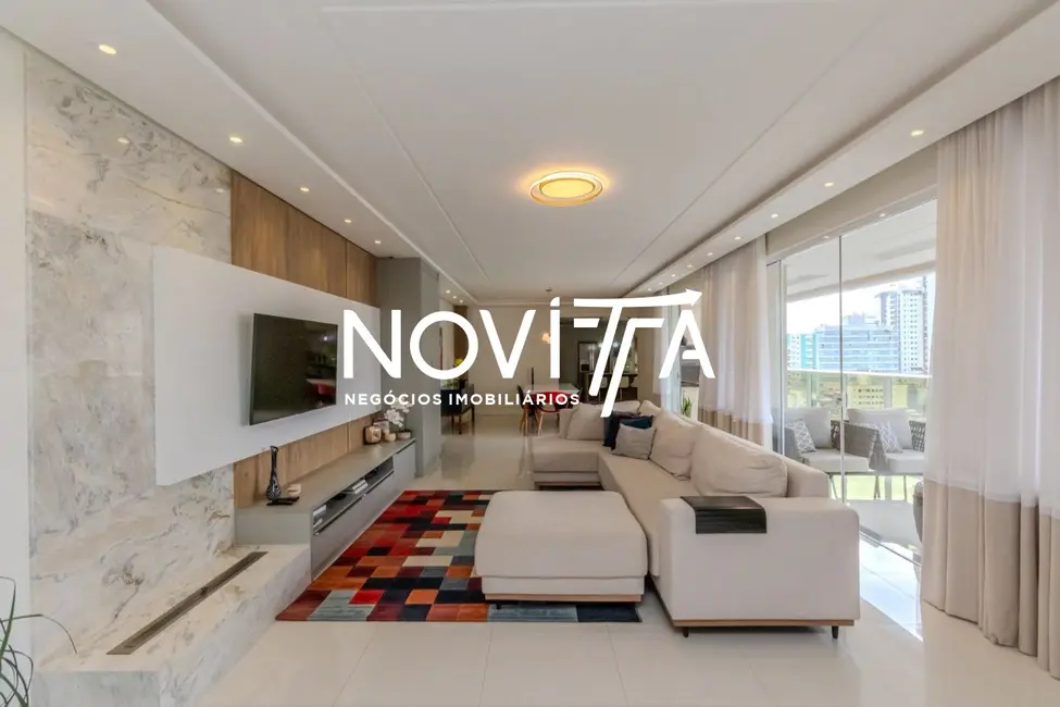 Apartamento com 4 quartos à venda, 220m2 em Meia Praia, Itapema - SC - imagem 3 Foto 3 de Apartamento com 4 quartos à venda, 220m2 em Meia Praia, Itapema - SC