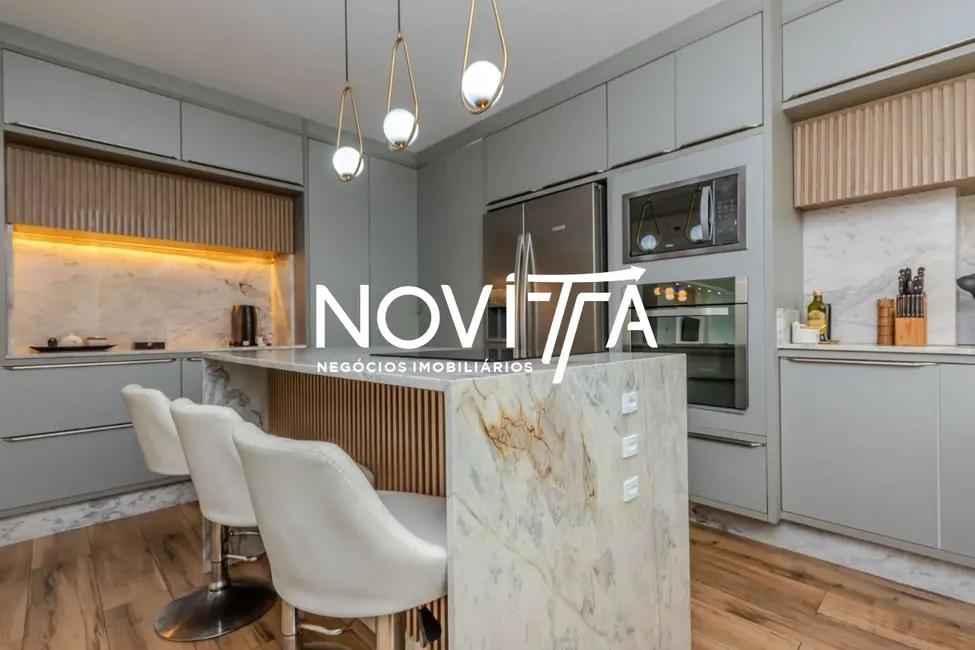 Apartamento com 4 quartos à venda, 220m2 em Meia Praia, Itapema - SC - imagem 8 Foto 8 de Apartamento com 4 quartos à venda, 220m2 em Meia Praia, Itapema - SC