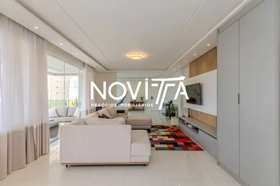 Apartamento com 4 quartos à venda, 220m2 em Meia Praia, Itapema - SC - imagem 4 Foto 4 de Apartamento com 4 quartos à venda, 220m2 em Meia Praia, Itapema - SC