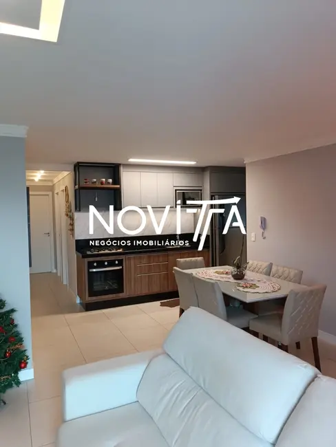 Foto 5 de Apartamento com 2 quartos à venda, 70m2 em Itapema - SC