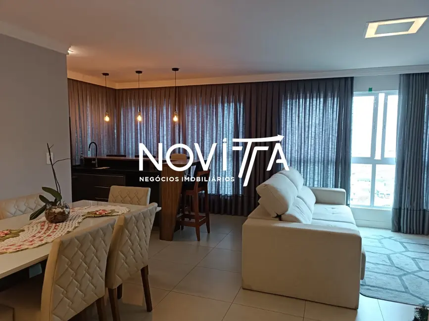 Foto 8 de Apartamento com 2 quartos à venda, 70m2 em Itapema - SC