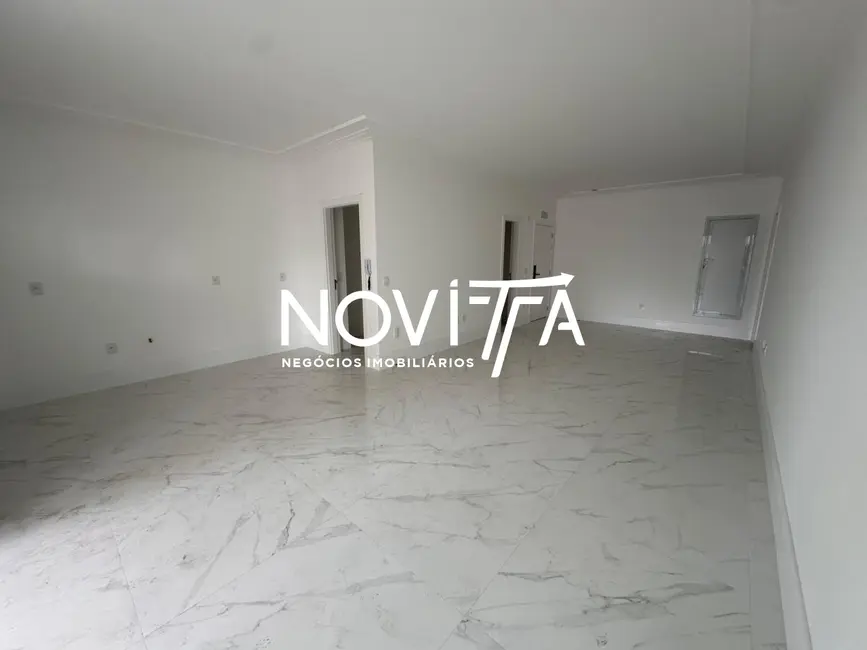 Apartamento com 4 quartos à venda, 157m2 em Meia Praia, Itapema - SC - imagem 6 Foto 6 de Apartamento com 4 quartos à venda, 157m2 em Meia Praia, Itapema - SC