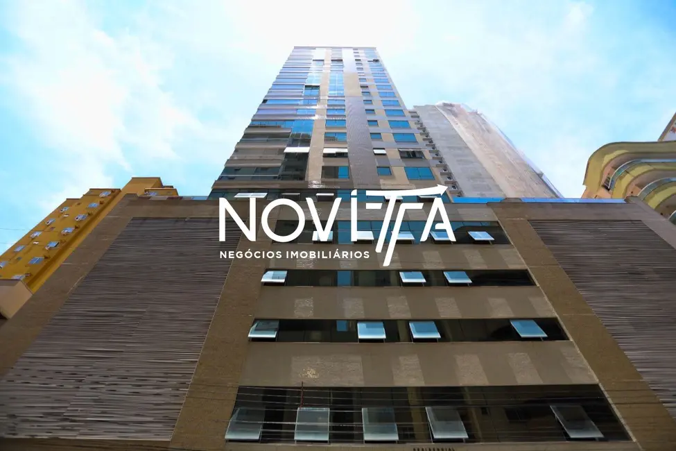 Foto 1 de Apartamento com 3 quartos à venda, 155m2 em Meia Praia, Itapema - SC