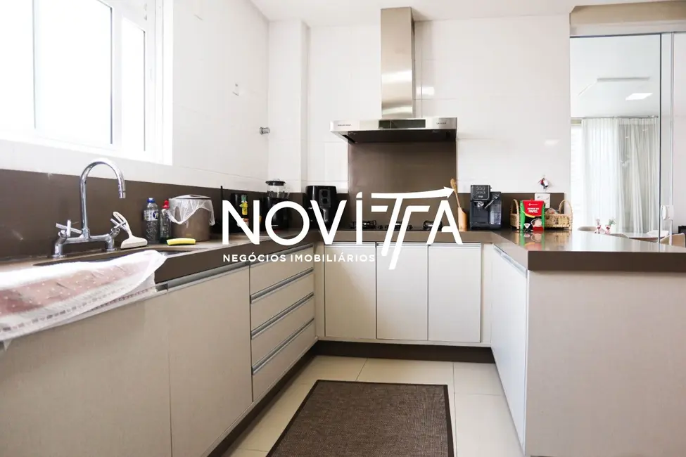 Foto 3 de Apartamento com 3 quartos à venda, 155m2 em Meia Praia, Itapema - SC