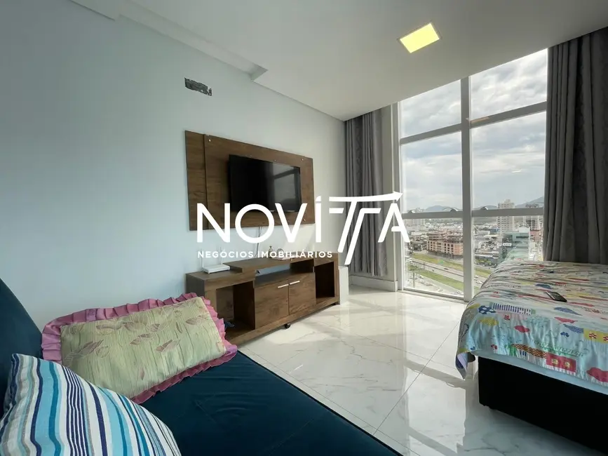 Foto 9 de Apartamento com 3 quartos à venda, 127m2 em Meia Praia, Itapema - SC