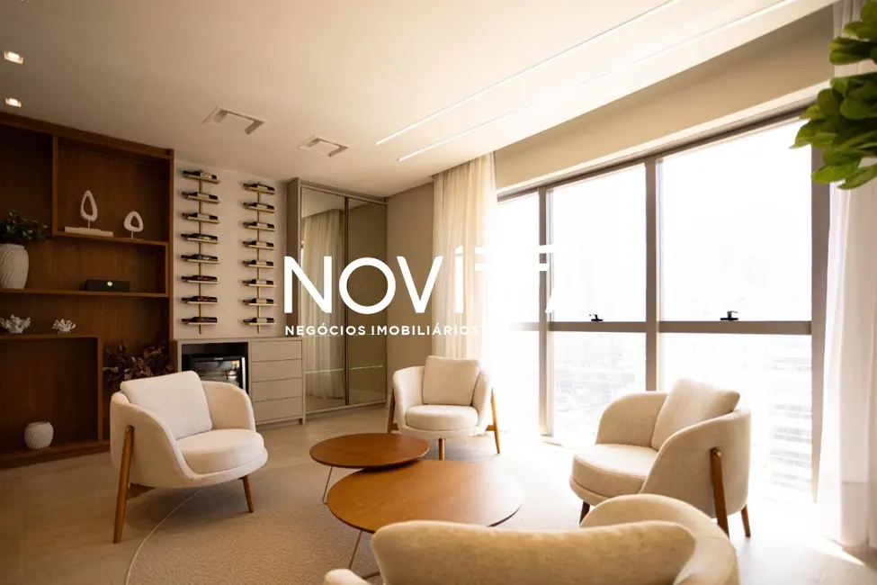 Foto 3 de Apartamento com 4 quartos à venda, 197m2 em Meia Praia, Itapema - SC