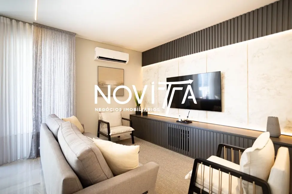 Foto 3 de Apartamento com 4 quartos à venda, 125m2 em Meia Praia, Itapema - SC