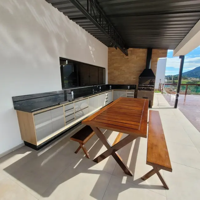 Foto 5 de Casa de Condomínio com 4 quartos à venda, 315m2 em Vargem - SP