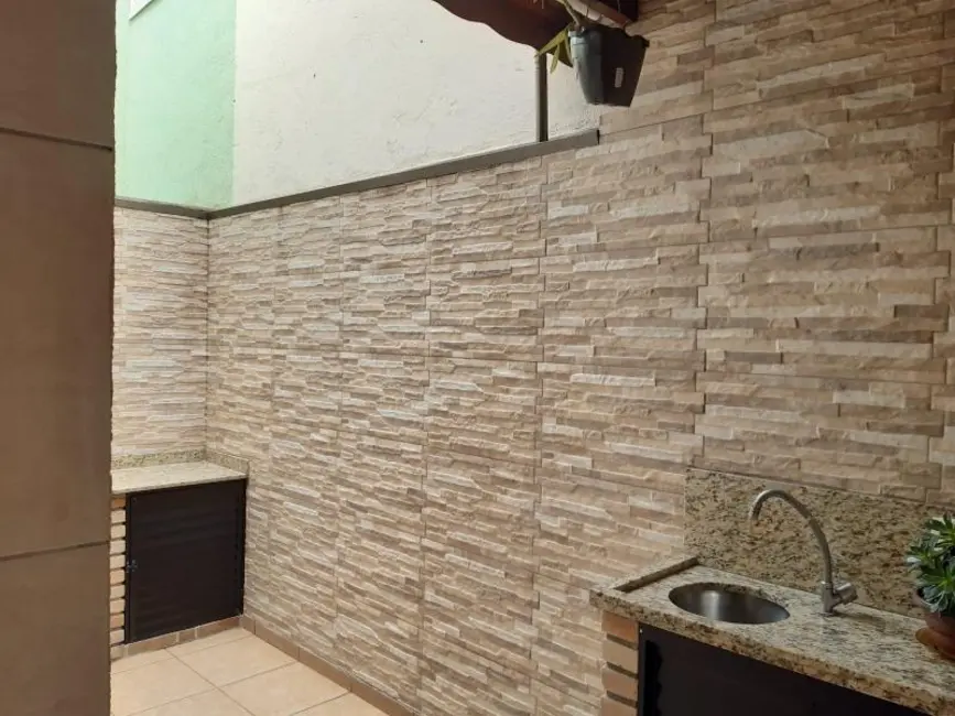 Foto 6 de Sobrado com 3 quartos à venda, 138m2 em Parque Jaçatuba, Santo Andre - SP