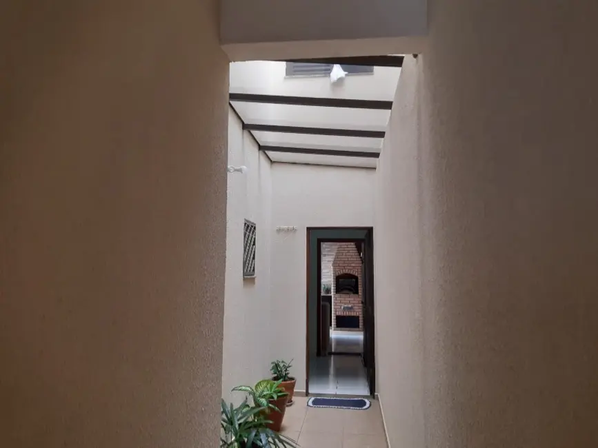 Foto 2 de Sobrado com 3 quartos à venda, 138m2 em Parque Jaçatuba, Santo Andre - SP