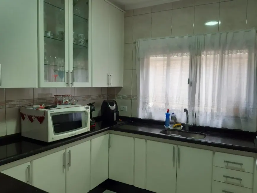 Foto 9 de Sobrado com 3 quartos à venda, 138m2 em Parque Jaçatuba, Santo Andre - SP