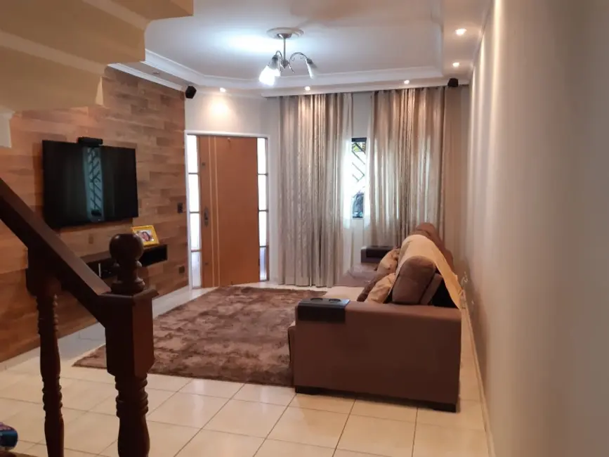 Foto 1 de Sobrado com 3 quartos à venda, 138m2 em Parque Jaçatuba, Santo Andre - SP