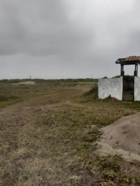 Foto 16 de Casa com 2 quartos à venda, 95m2 em Ilha Comprida - SP