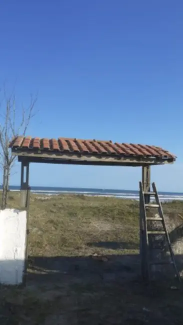 Foto 3 de Casa com 2 quartos à venda, 95m2 em Ilha Comprida - SP