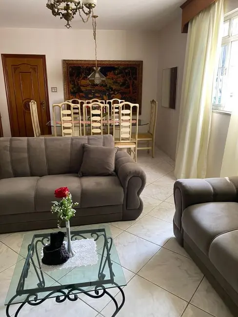 Sobrado com 3 quartos à venda, 179m2 em Vila Assunção, Santo Andre - SP - imagem 1 Foto 1 de Sobrado com 3 quartos à venda, 179m2 em Vila Assunção, Santo Andre - SP