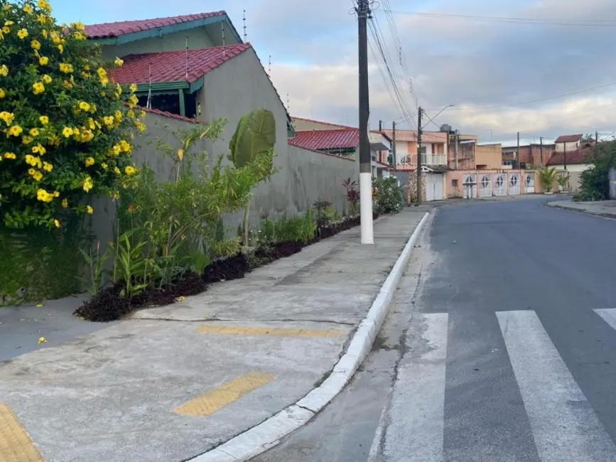 Casa com 3 quartos à venda, 182m2 em Peruibe - SP - imagem 3 Foto 3 de Casa com 3 quartos à venda, 182m2 em Peruibe - SP