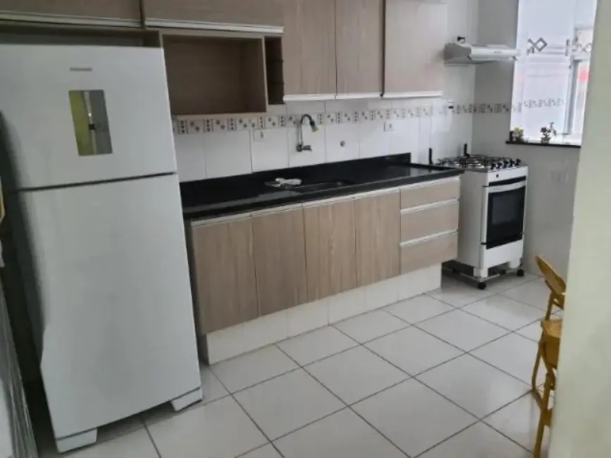 Foto 2 de Apartamento com 2 quartos à venda, 84m2 em Tupi, Praia Grande - SP