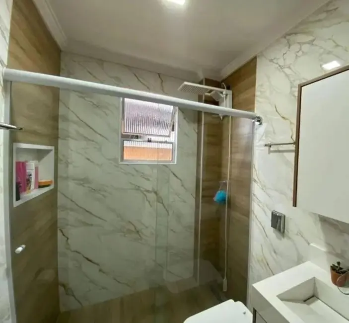 Foto 8 de Apartamento com 2 quartos à venda, 62m2 em Guilhermina, Praia Grande - SP